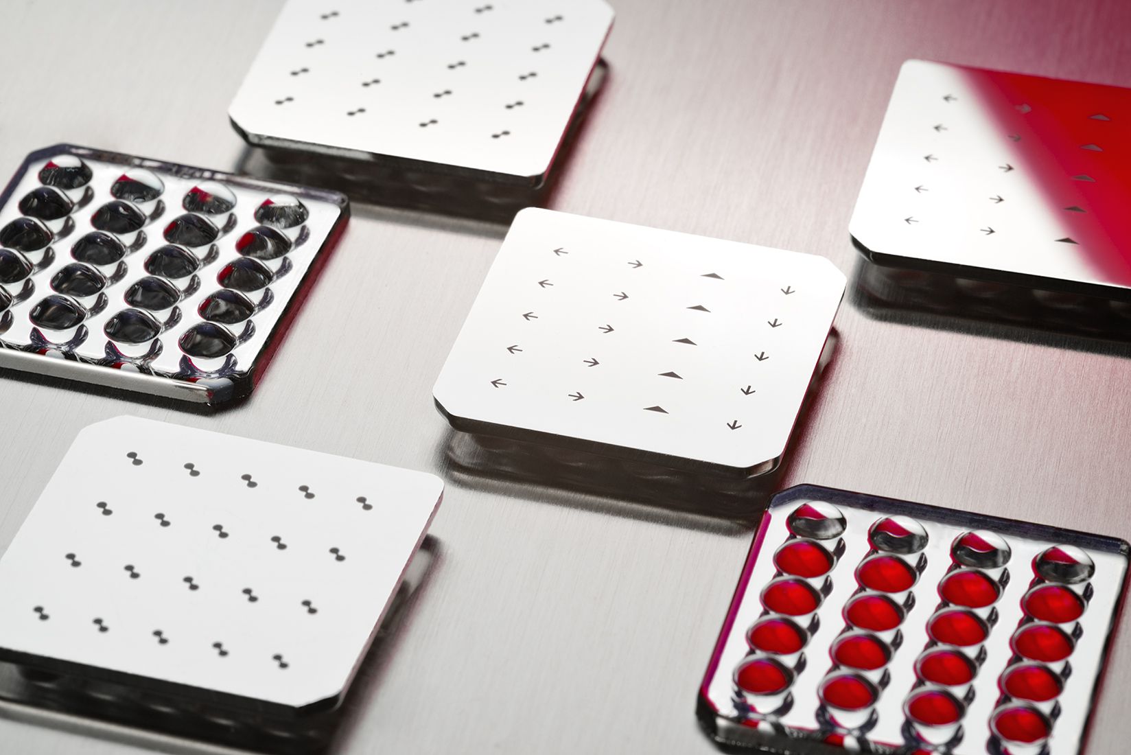 Multi-lens arrays with high-quality coatings Multi-lens arrays with high-quality coatings